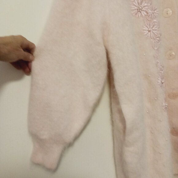 Lee Sands O/S Granny Core Long Angora Blend Baby Pink Cardigan W/ Embellishment - Picture 10 of 16